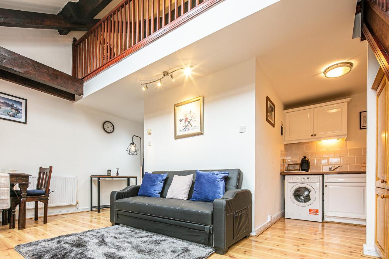 Beautiful 1-Bed Apartment In Grade Listed Warehouse - Victoria Quays, Sheffield City Centre, Free Parking, Pet Friendly, Netflix المظهر الخارجي الصورة