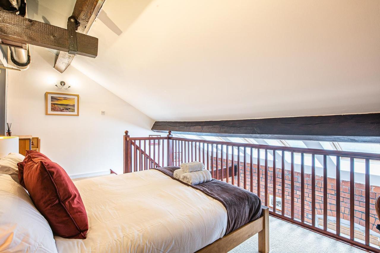 Beautiful 1-Bed Apartment In Grade Listed Warehouse - Victoria Quays, Sheffield City Centre, Free Parking, Pet Friendly, Netflix المظهر الخارجي الصورة