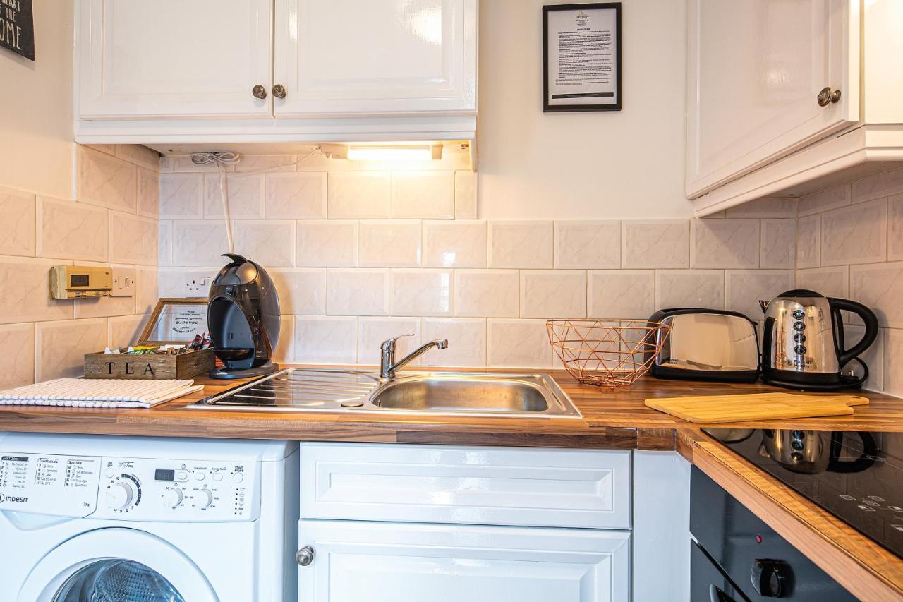 Beautiful 1-Bed Apartment In Grade Listed Warehouse - Victoria Quays, Sheffield City Centre, Free Parking, Pet Friendly, Netflix المظهر الخارجي الصورة